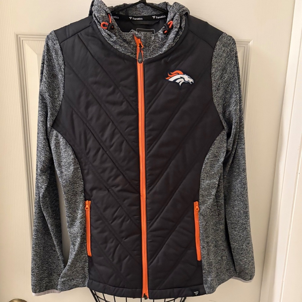 Denver Broncos Fanatics‎ Pro Line Womens M Hybrid Quilted Jacket Black Grey EUC